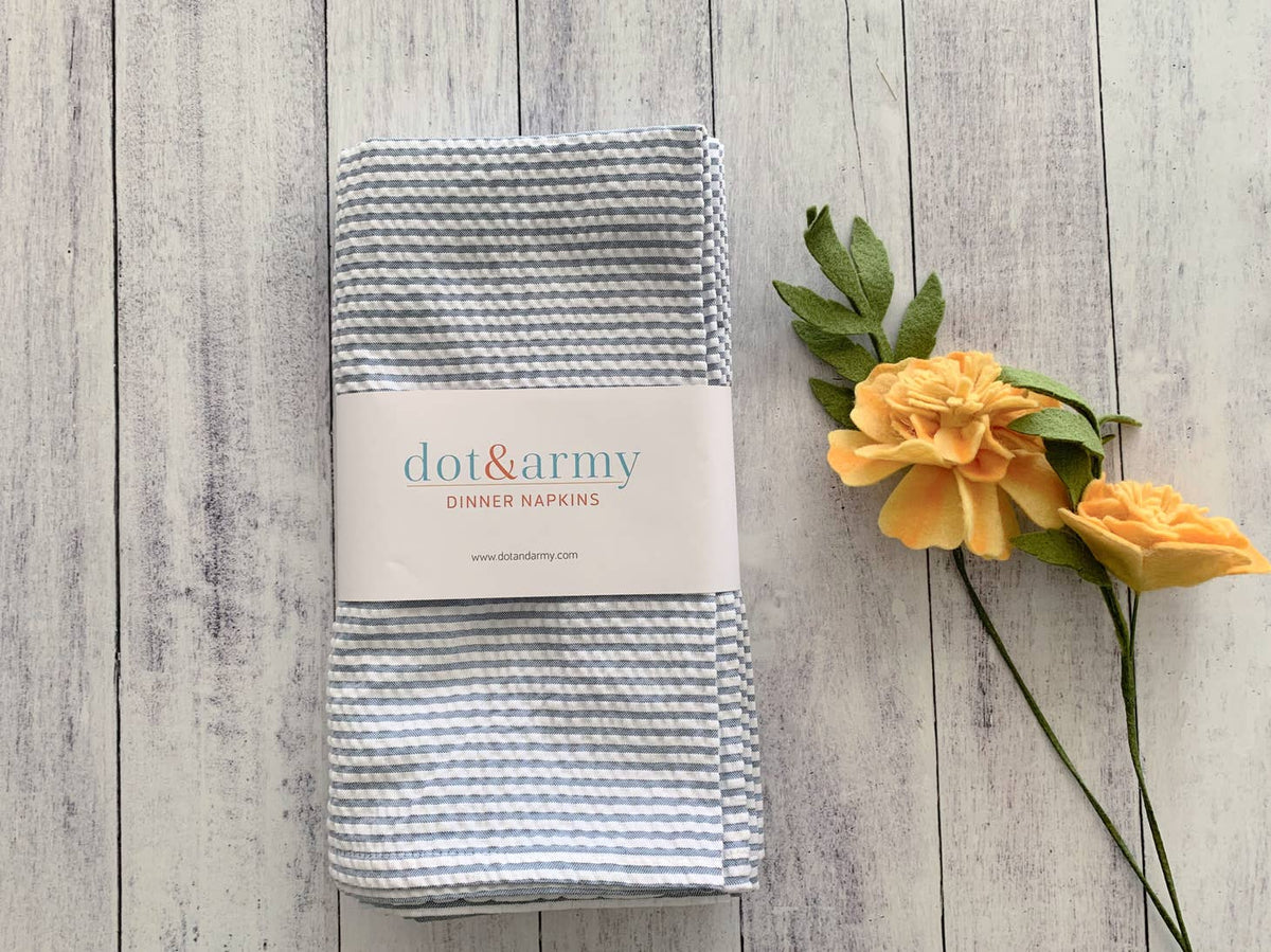 Dot and Army Seersucker Cloth Napkins (Set of 4), Dinner